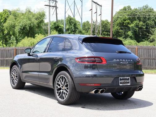 2017 Porsche Macan S