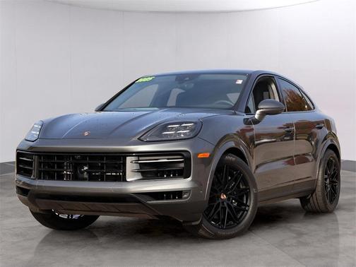 2025 Porsche Cayenne AWD