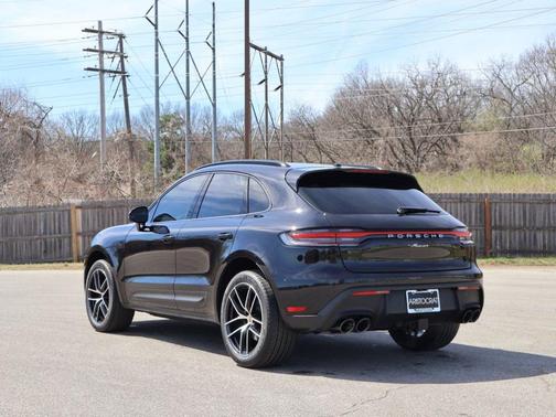 2023 Porsche Macan 
