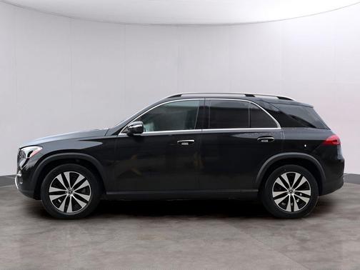 Obsidian Black Metallic 2025 Mercedes-Benz GLE 450 4MATIC