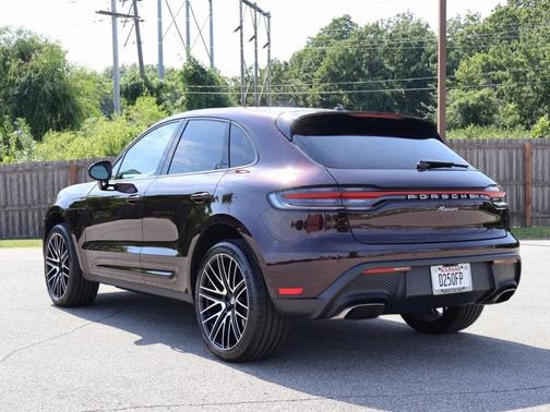 2025 Porsche Macan 