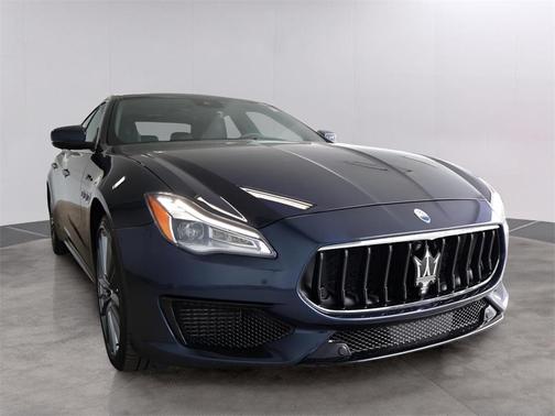 2022 Maserati Quattroporte Modena Q4