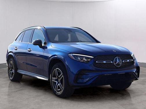 Starling Blue Metallic 2026 Mercedes-Benz GLC 300 Base 4MATIC