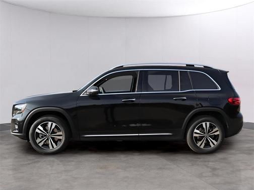 2026 Mercedes-Benz GLB 250 Base 4MATIC