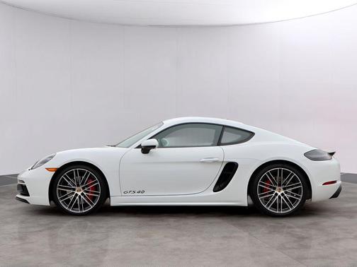 2021 Porsche 718 Cayman GTS 4.0