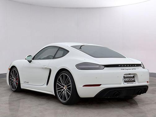 2021 Porsche 718 Cayman GTS 4.0