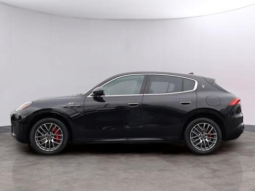 Black 2023 Maserati Grecale GT
