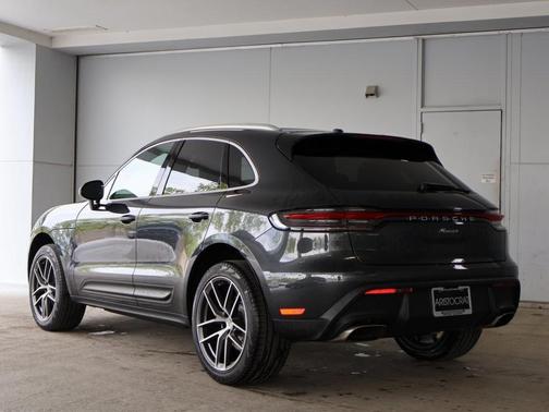 2024 Porsche Macan