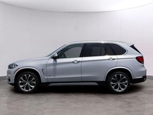 Pearl Silver Metallic 2018 BMW X5 xDrive50i