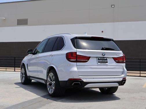 Pearl Silver Metallic 2018 BMW X5 xDrive50i