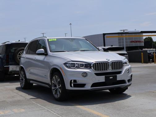 Pearl Silver Metallic 2018 BMW X5 xDrive50i