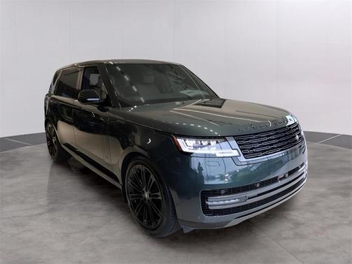 2025 Land Rover Range Rover P530 SE 7 Seat