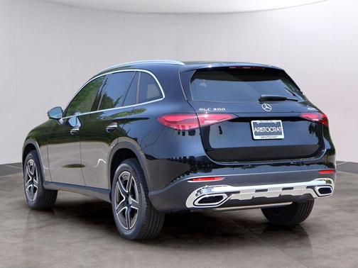 Black 2026 Mercedes-Benz GLC 300 Base 4MATIC