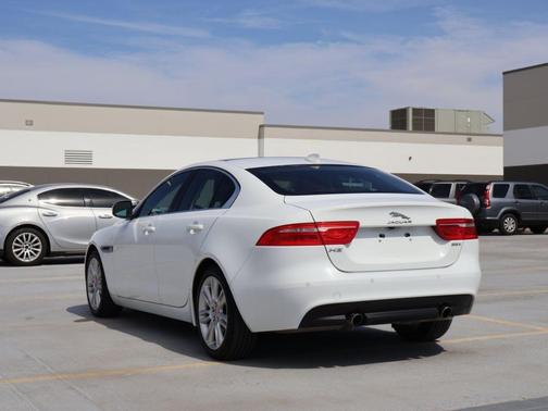 Fuji White 2019 Jaguar XE 25t Premium