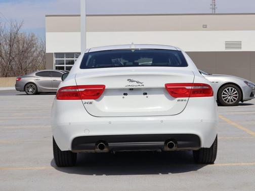Fuji White 2019 Jaguar XE 25t Premium