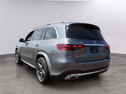 2026 Mercedes-Benz GLS 450 4MATIC