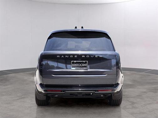2025 Land Rover Range Rover P400 SE