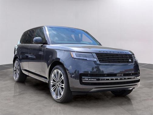 2025 Land Rover Range Rover P400 SE