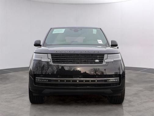 2026 Land Rover Range Rover P400 SE
