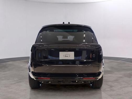 Narvik Black 2026 Land Rover Range Rover P615 SV Black