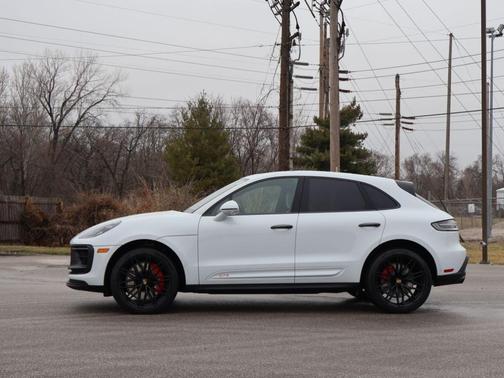 2026 Porsche Macan GTS