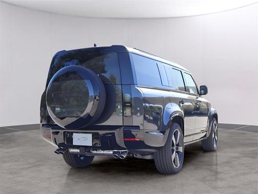 2026 Land Rover Defender