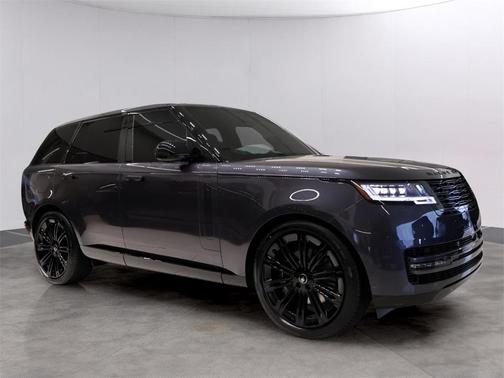 2025 Land Rover Range Rover P530 SE