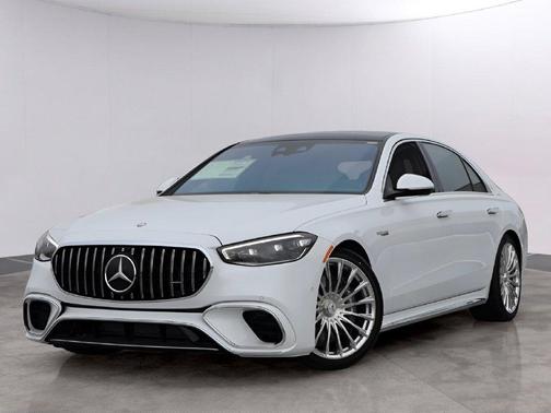 MANUFAKTUR Moonlight White Metallic 2026 Mercedes-Benz AMG S 63 E Base