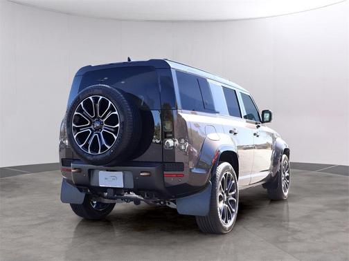 2026 Land Rover Defender