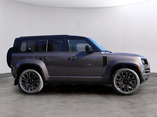 2026 Land Rover Defender