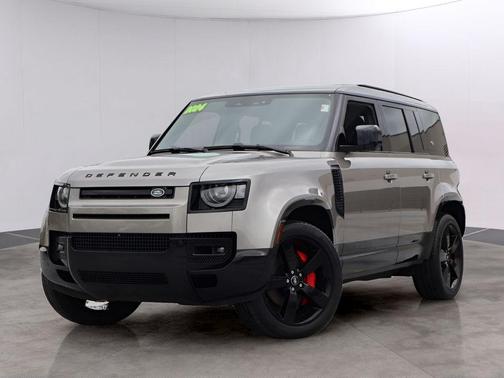 Silicon Silver 2024 Land Rover Defender P400 X-Dynamic SE