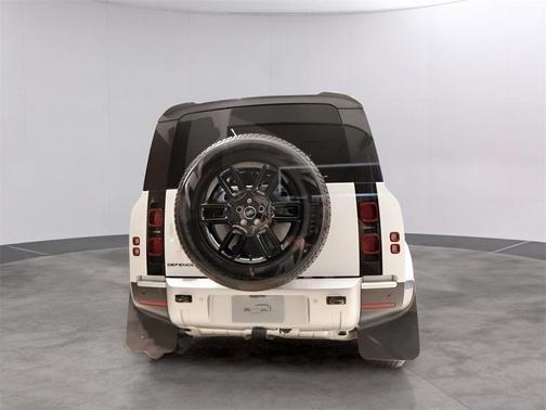 2025 Land Rover Defender P300