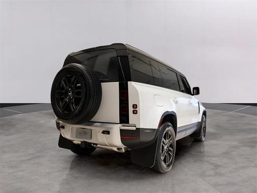 2025 Land Rover Defender P300