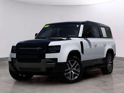 Fuji White 2024 Land Rover Defender P400 X-Dynamic SE