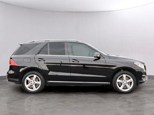 2016 Mercedes-Benz GLE-Class GLE 300d 4MATIC