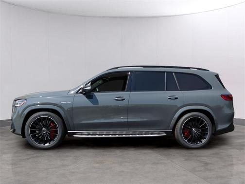2025 Mercedes-Benz AMG GLS 63 Base