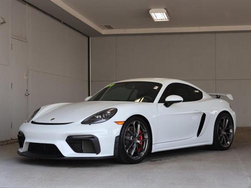 2020 Porsche 718 Cayman GT4