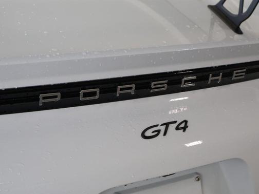 2020 Porsche 718 Cayman GT4