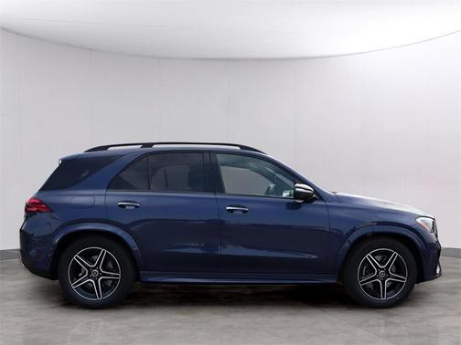 2026 Mercedes-Benz GLE 450 4MATIC
