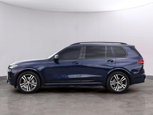 Tanzanite Blue II Metallic 2023 BMW X7 xDrive40i