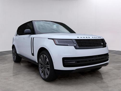 2025 Land Rover Range Rover P530 SE 7 Seat