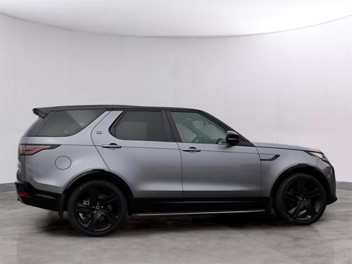 2025 Land Rover Discovery P360 Dynamic SE