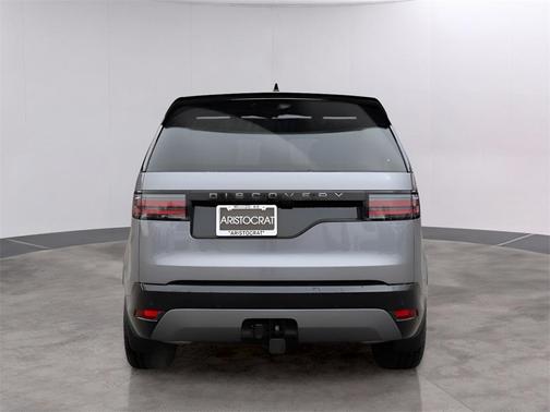 2025 Land Rover Discovery P360 Dynamic SE