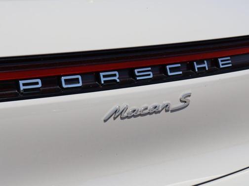 Carpathian Grey 2023 Land Rover Range Rover Sport SE