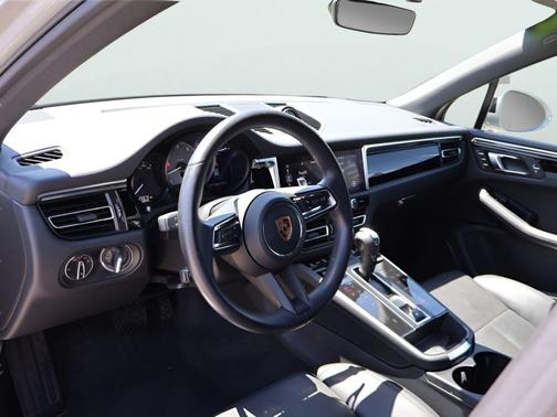 Carpathian Grey 2023 Land Rover Range Rover Sport SE