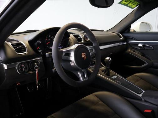 2015 Porsche Cayman GTS