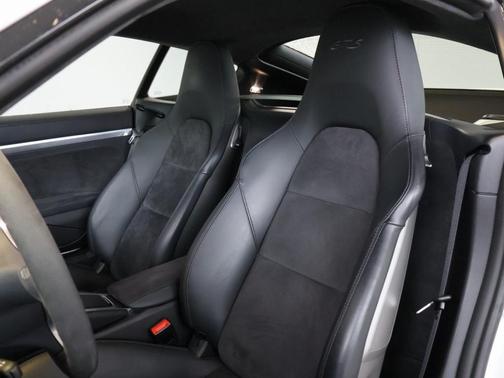 2015 Porsche Cayman GTS