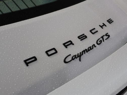 2015 Porsche Cayman GTS