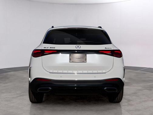 2026 Mercedes-Benz GLC 300 Base 4MATIC