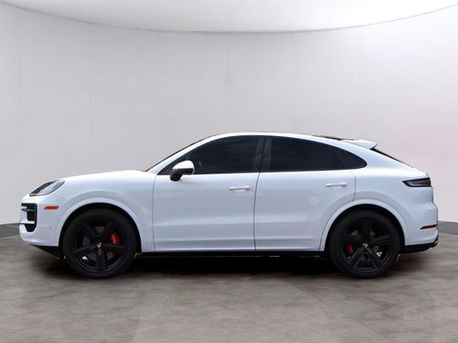 Carrara White Metallic 2025 Porsche Cayenne AWD